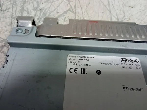 Radio Navegación Hyundai I30 N OEM 96550-S0100 image 5