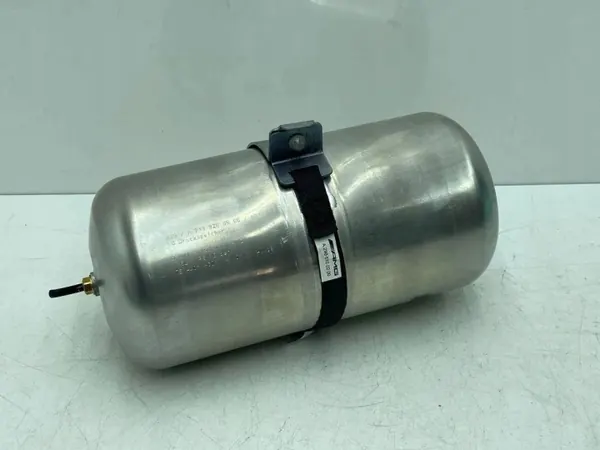 Trycktank OEM A2133206900 för Mercedes W213/W253 image 2
