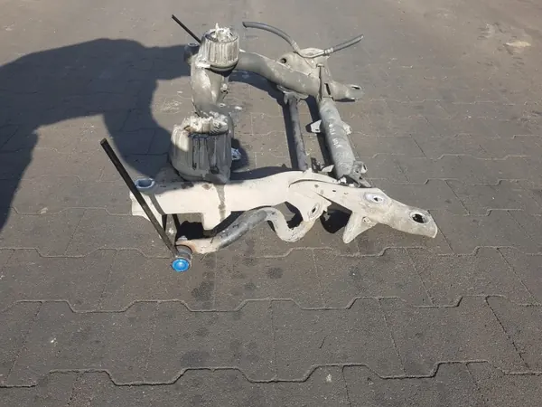 Traverse Mercedes OEM mercedes pour Classe A W168 image 3