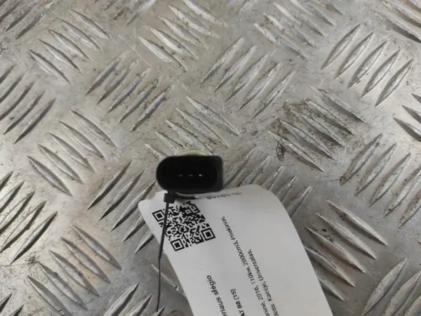 Capteur Pression Climatisation VW OEM 500959126A Golf VII image 5
