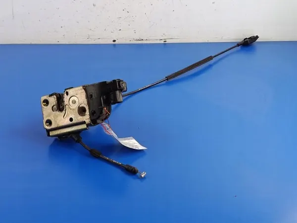 Nissan Primera P12 Front Right Door Lock 4PIN image 1