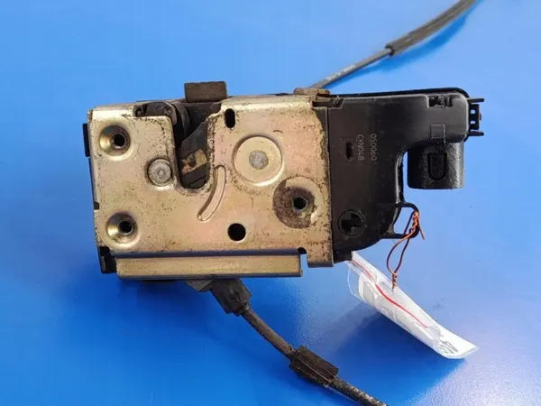 Nissan Primera P12 Front Right Door Lock 4PIN image 2