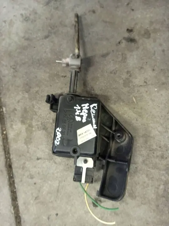 Renault OE keskuslukitusaktuattori OEM 7700838340 image 3