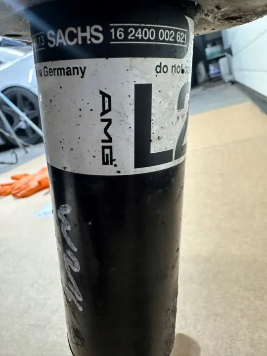 Schokdemper OEM A2213204313 Voor Links Mercedes image 9