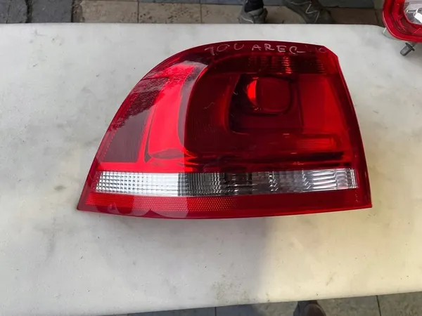 VW Touareg 7P Luz Trasera Izquierda 7P6945095D image 2