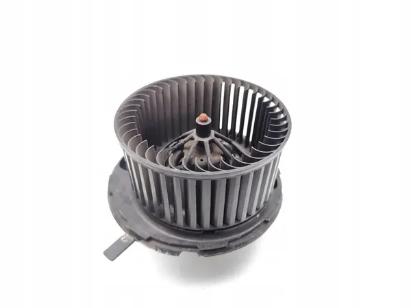 Audi A3 Lämmitinventti 1.8 TFSI 2007 OEM 1K2820015F image 5