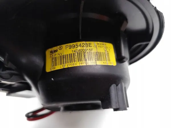 Audi A3 Lämmitinventti 1.8 TFSI 2007 OEM 1K2820015F image 6