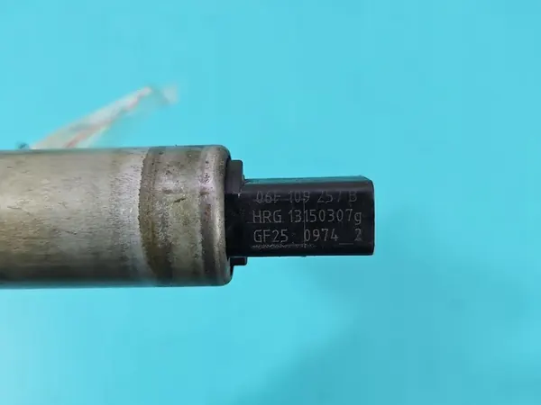 Nokka-akselin sijaintianturi VW Passat B6 3.2 FSI V6 image 6