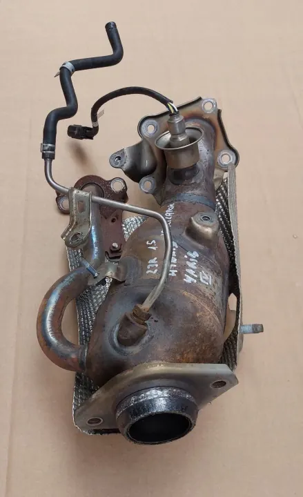 Toyota Yaris Cross 1.5 Hybrid KATALIZATOR OEM image 3