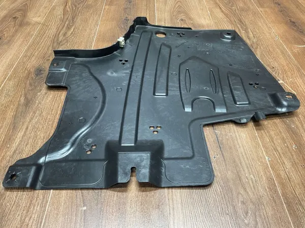 BMW 51757441894 Cubierta Inferior Tanque Derecho Z4 G29 image 4