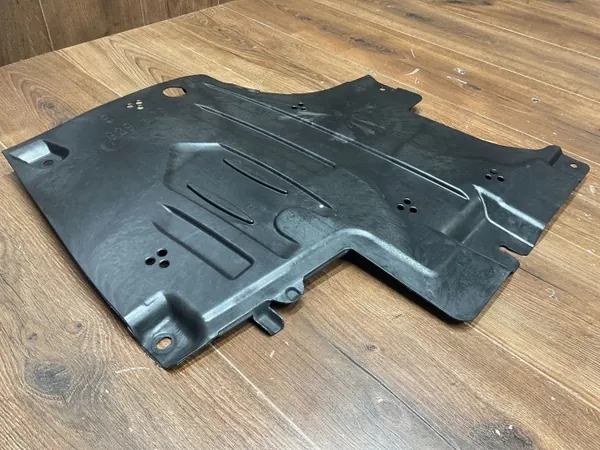 BMW 51757441894 Cubierta Inferior Tanque Derecho Z4 G29 image 6