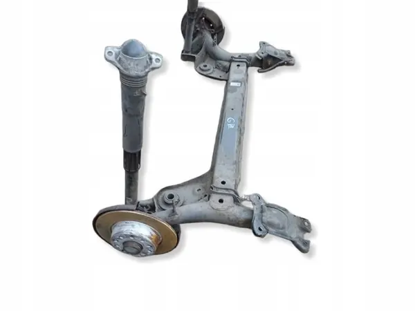 Viga do eixo traseiro OEM 5Q0501049AH - Usado image 3