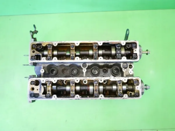 Culasse Peugeot 307 2.0 16V OEM 9650352580 image 2