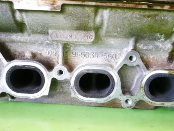 Culasse Peugeot 307 2.0 16V OEM 9650352580 image 3