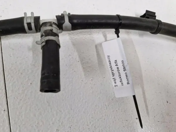 Alfa Stelvio Koplampsproeislang OEM 50556494 image 3