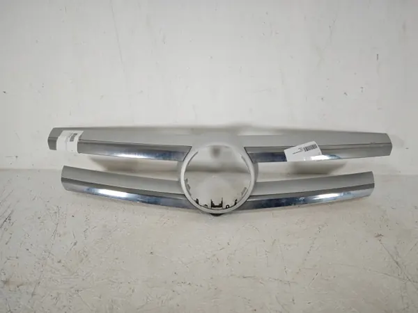 Grille avant OEM A1668800685 pour Mercedes-Benz GL X166 image 2