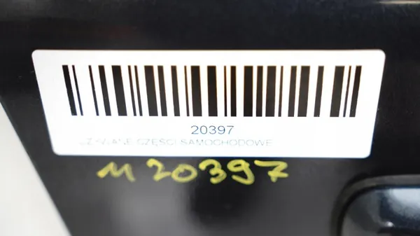 OEM 360149544 Etuovi oikea Volvo V70 III:lle image 9
