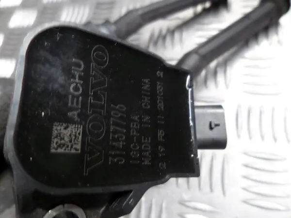 Bobina de ignição VOLVO XC40 1.5 HÍBRIDO 31437796 image 2