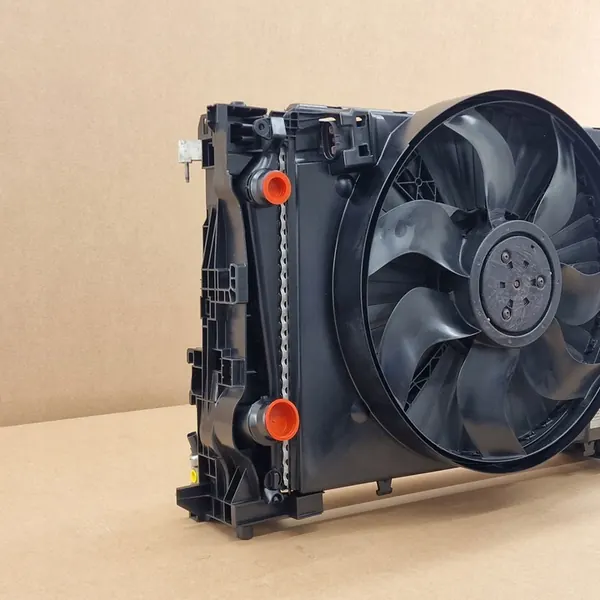 Compleet Koelventilator Mercedes W205 S205 180d 200d 1.6CDI Bluetec image 2