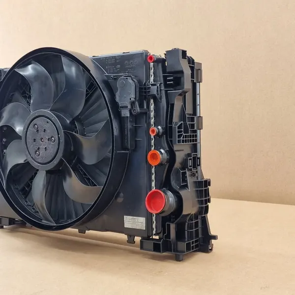 Compleet Koelventilator Mercedes W205 S205 180d 200d 1.6CDI Bluetec image 3