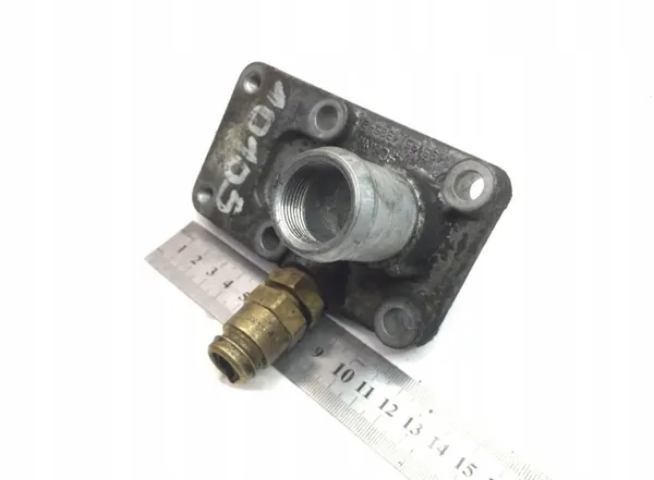 Scania Ölfüllrohr-Flansch OEM 1495195 - Gebraucht image 2