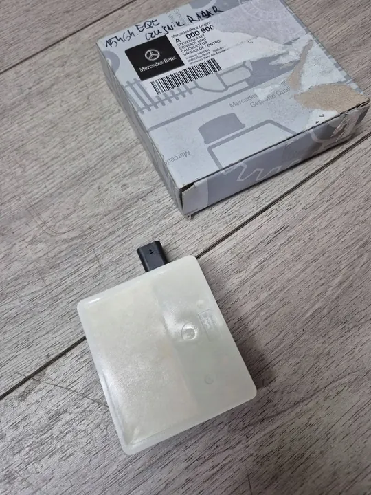 Radarsensor Mercedes-Benz EQS V297 A0009000845 image 2