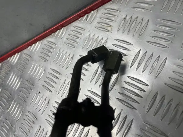 Subaru ohjausletku OEM 569997102 - Käytetty image 3