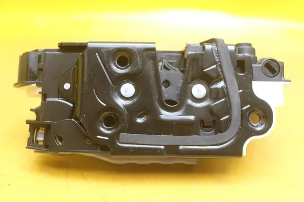 Bakre Höger Dörrlås 6 Pin Skoda Fabia II image 2