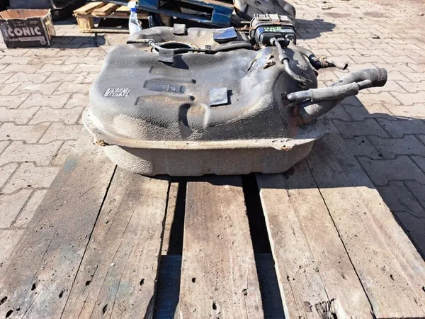 Brandstoftank OEM CEED 2 I30 2 benzine image 3