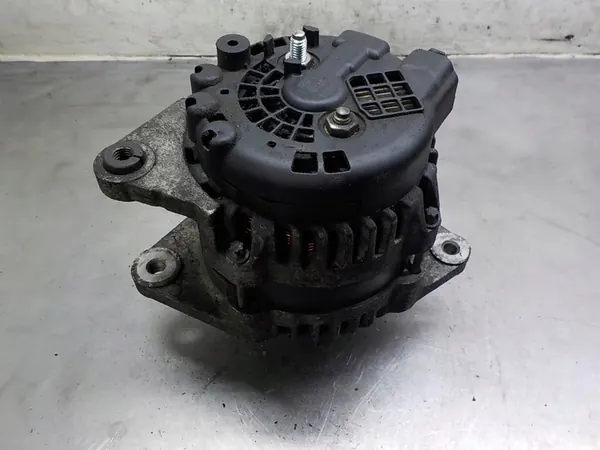 OPEL ASTRA J 1.7 CDTI Vaihtovirtageneraattori 13579662 image 3