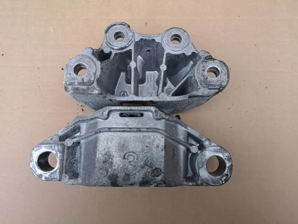 Ford OE Versnellingsbaksteun JX61-7M121-KD Focus MK4 image 3