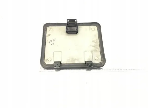 Trappe de toit Volvo OEM 3176408 - État utilisé image 2