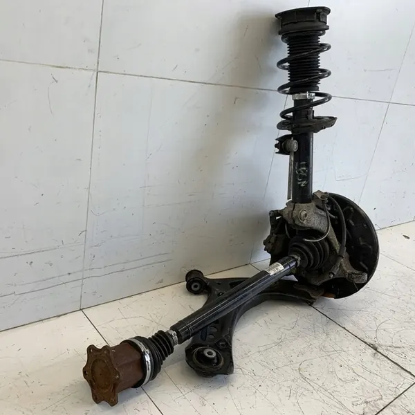 Mozzo anteriore destro SEAT LEON III 2.0 TDI 2015 image 5