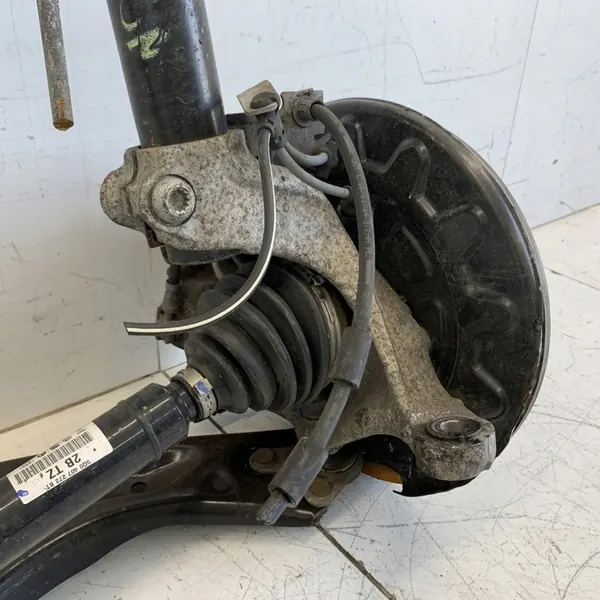 Mozzo anteriore destro SEAT LEON III 2.0 TDI 2015 image 6