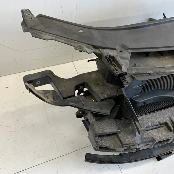 Suporte de radiador dianteiro VW PASSAT B6 2.0 FSI 2008 OEM image 5
