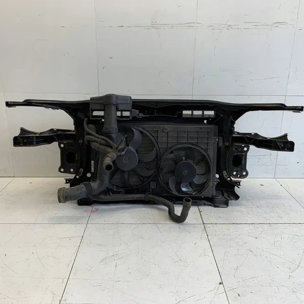 Suporte de radiador dianteiro VW PASSAT B6 2.0 FSI 2008 OEM image 9