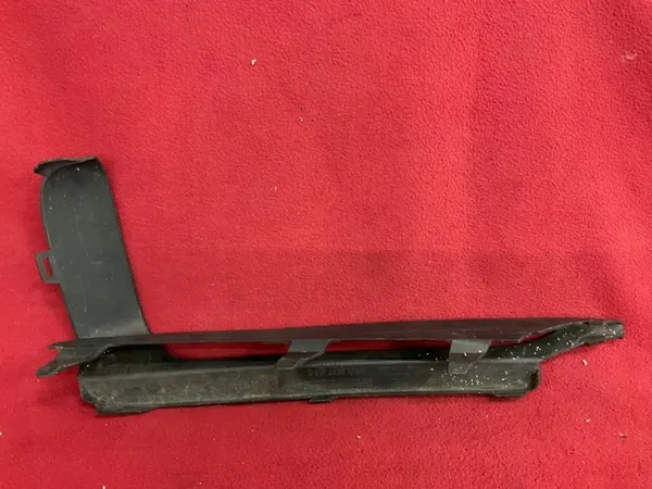 Rejilla de parachoques derecha Porsche Cayenne III image 4