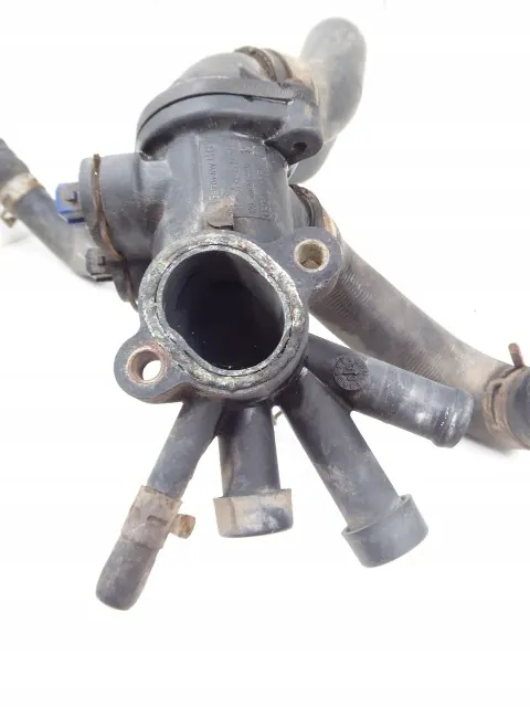 GOLF II MK2 83-92 Carcasa de Termostato Conjunto de Mangueras OEM image 4