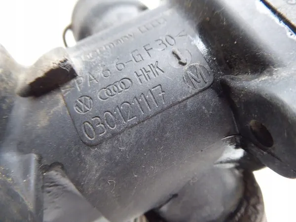 GOLF II MK2 83-92 Carcasa de Termostato Conjunto de Mangueras OEM image 5