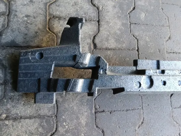 Etupuskurin absorboija OEM 4G0807550S Audi A6 C7 image 3