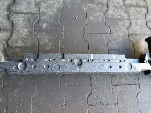 Etupuskurin absorboija OEM 4G0807550S Audi A6 C7 image 4