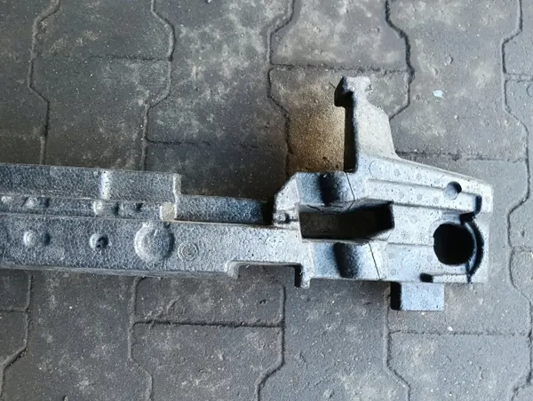 Etupuskurin absorboija OEM 4G0807550S Audi A6 C7 image 5