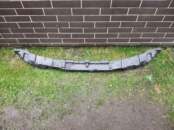 MERCEDES W206 AMG Etuiskunvaimennin Jalankulkijasensorilla OEM image 9