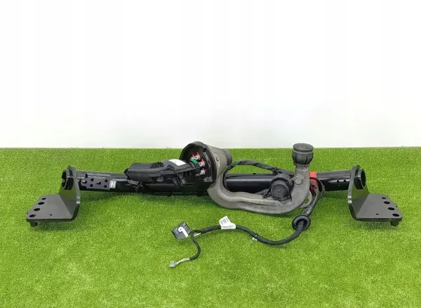 Gancho de remolque eléctrico OEM A2433100600 para Mercedes EQA image 2