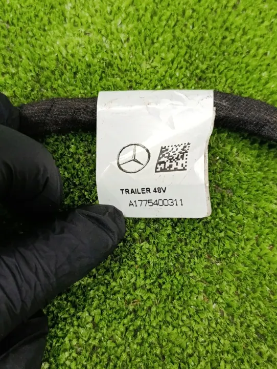 Gancho de remolque eléctrico OEM A2433100600 para Mercedes EQA image 9