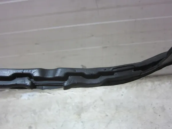 BMW X5 F15 rechter Kotflügel-Dichtung OEM 51487290214 image 6