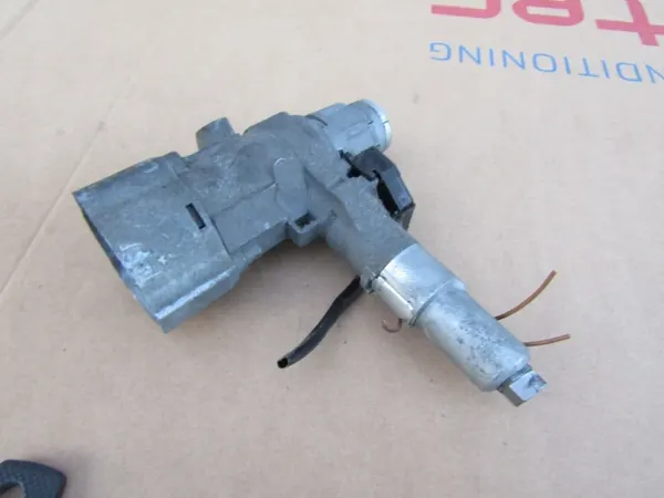 Llave de contacto Mercedes W124 W201 190 OEM 8 pines manual image 7