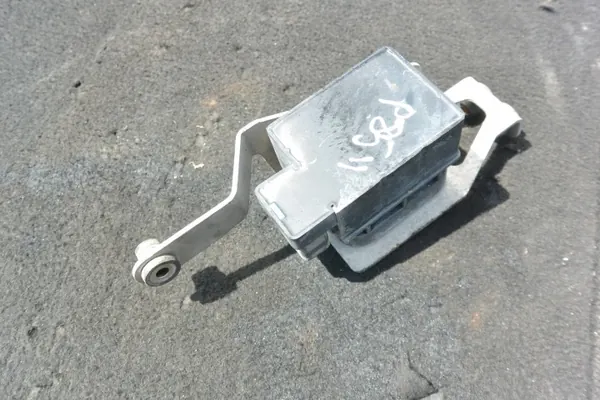 Tesla Model S Luftfjädringsventil - Begagnad image 6