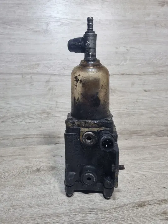 MAN OEM Brandstofscheider met verwarming TGL/TGM image 3