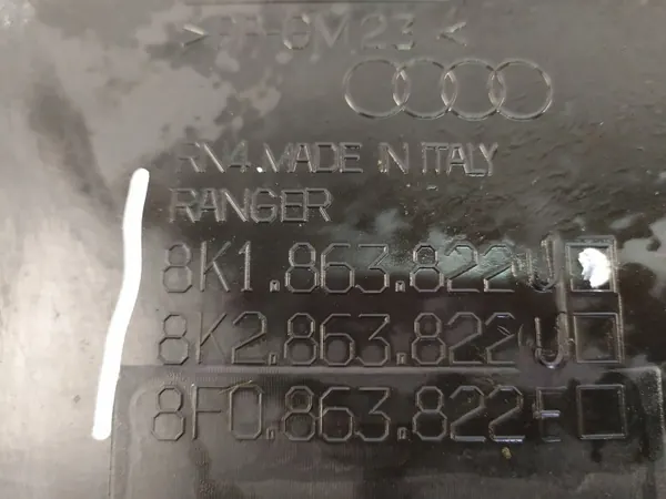 Audi A4 B8 Alainen vaihdelaatikonsuoja OEM 8K1863822J image 3